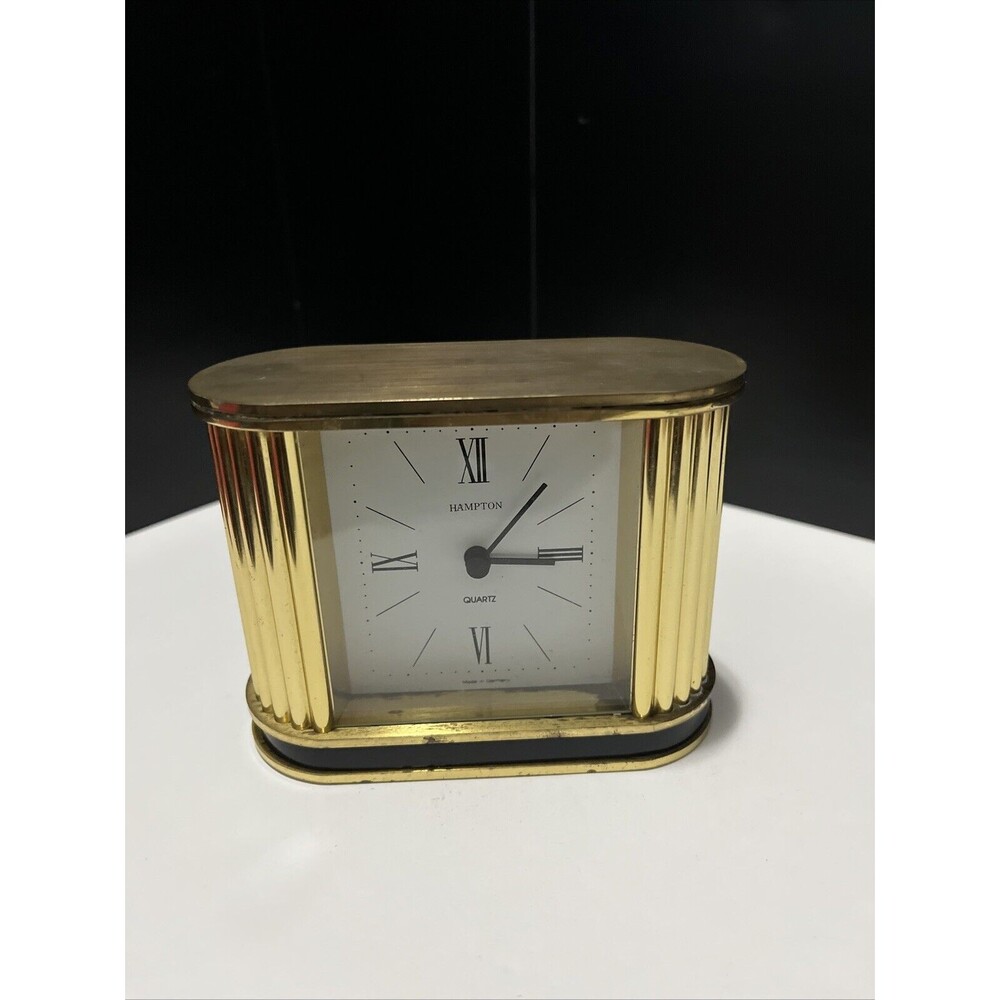 Table/Desk Clock Gold Tone, Hechinger Quartz movement, Germany Home Clock